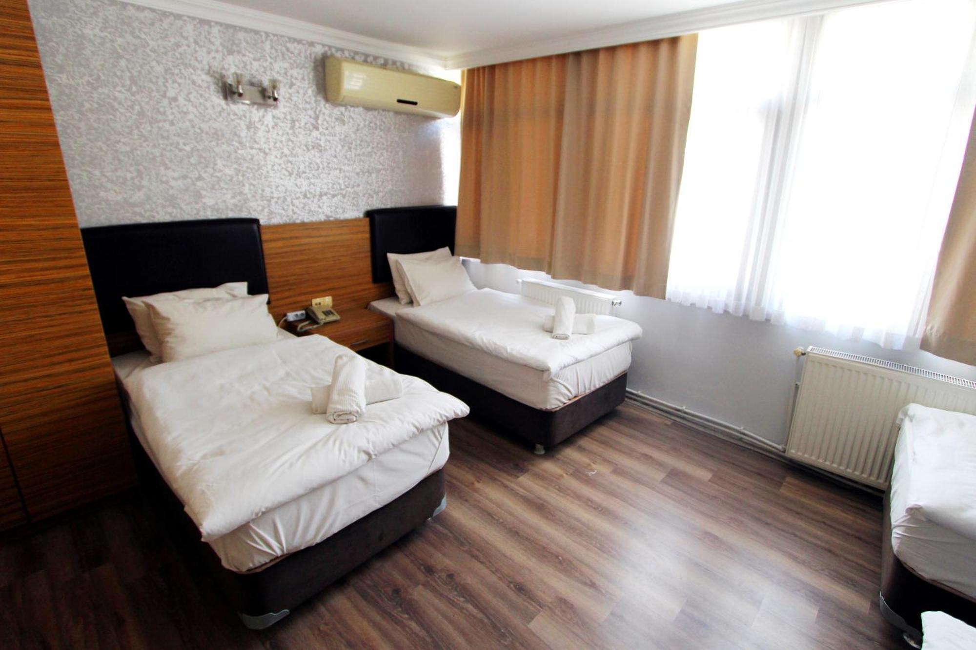 Lyon Hotel Истанбул Екстериор снимка
