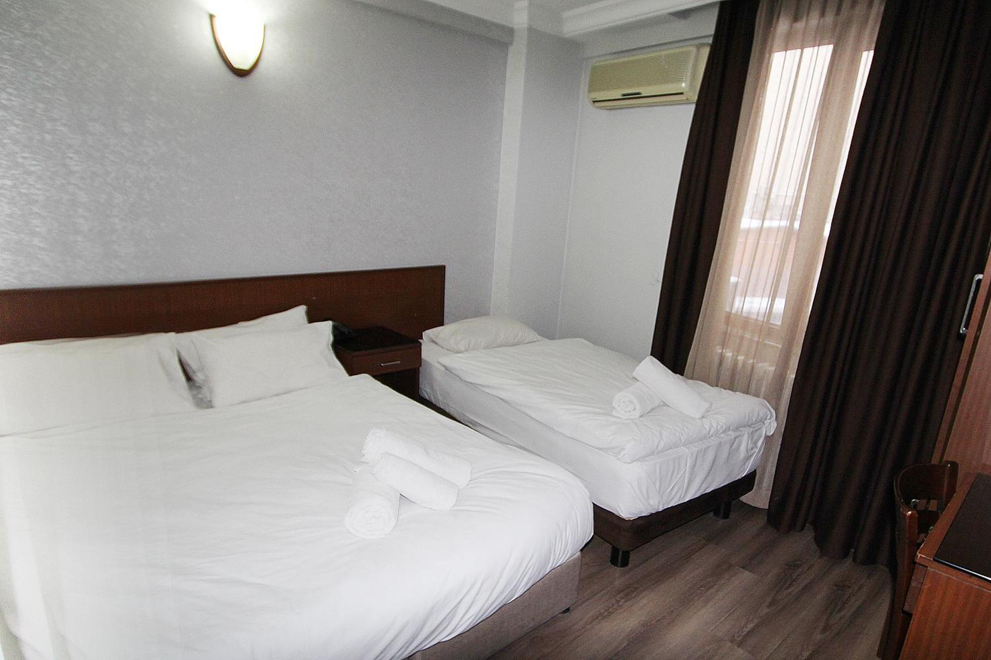 Lyon Hotel Истанбул Екстериор снимка