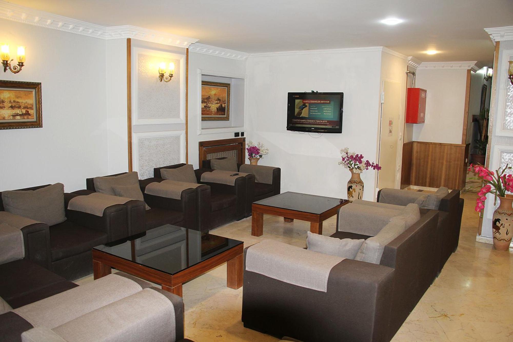 Lyon Hotel Истанбул Екстериор снимка